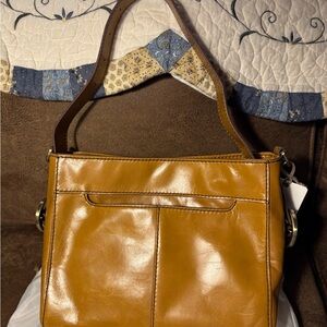 Elegant Tan Leather Shoulder Bag/NWT